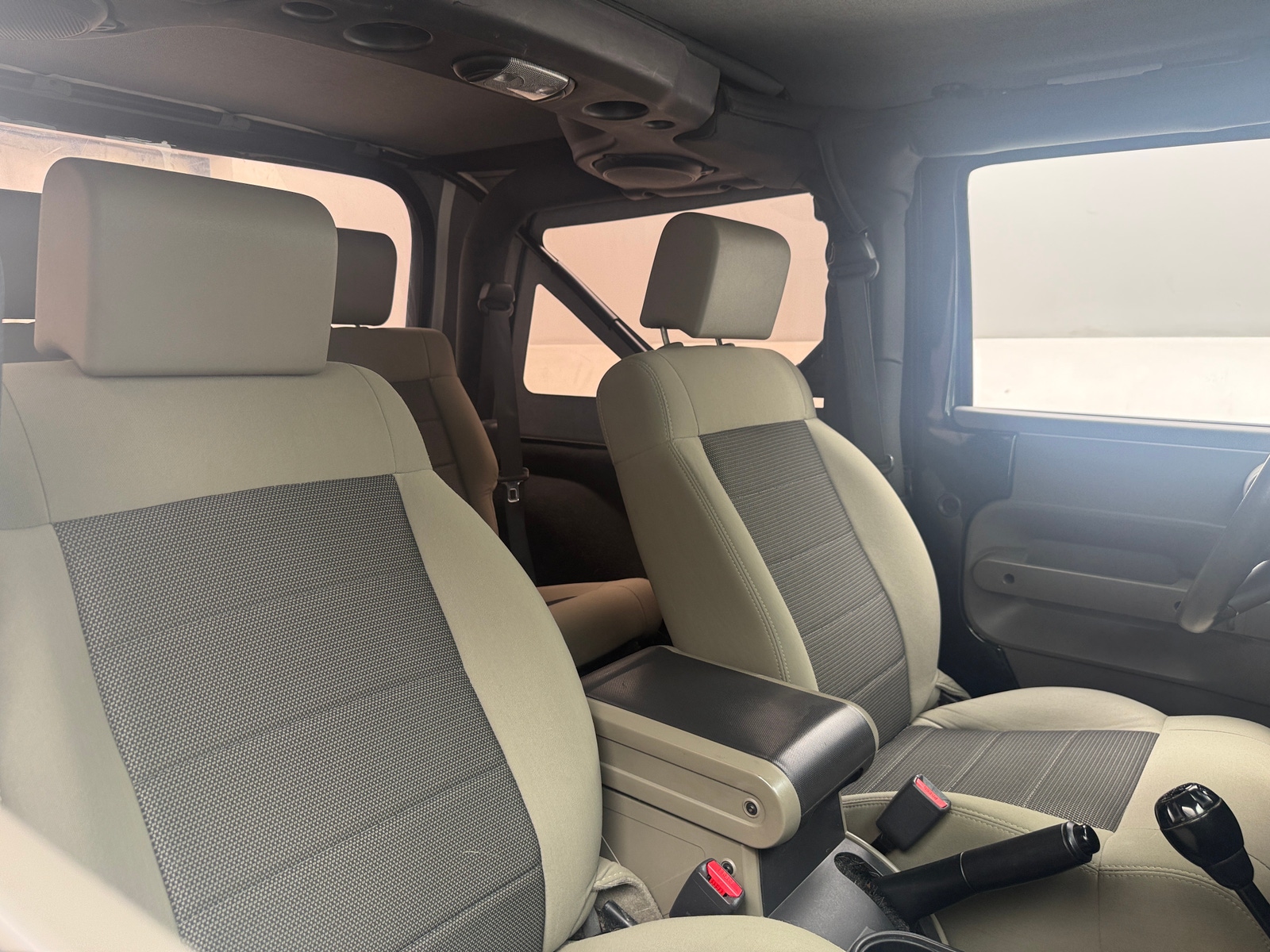 Thumbnail: 2010 Jeep Wrangler - 2