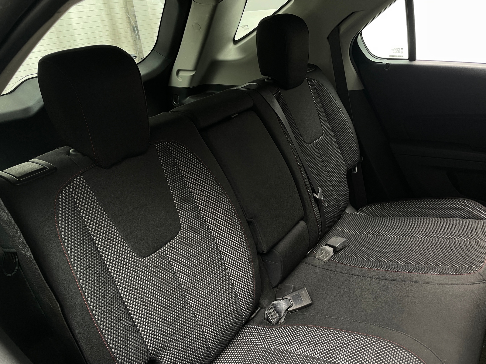 Thumbnail: 2017 Chevrolet Equinox - 6