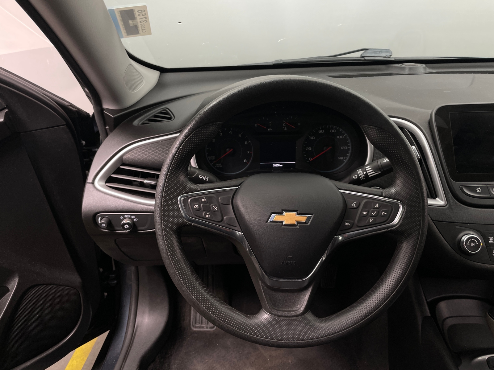 Thumbnail: 2020 Chevrolet Malibu - 5