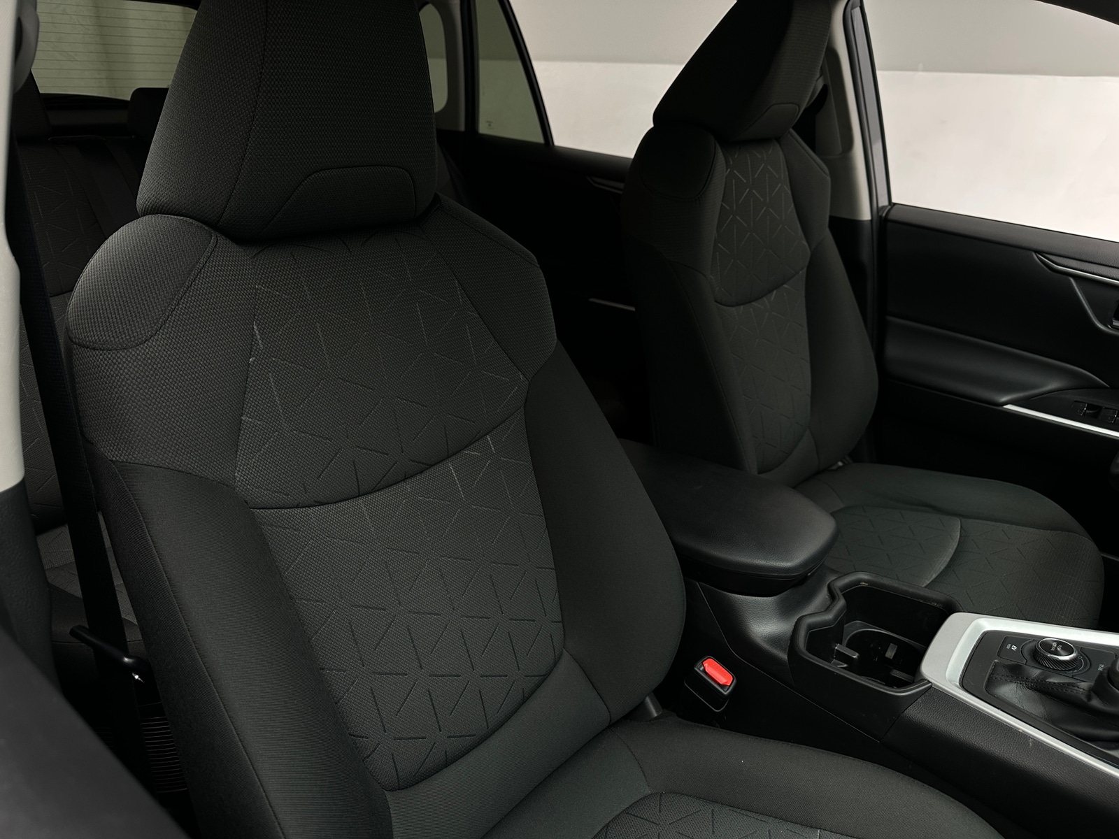 Thumbnail: 2022 Toyota RAV4 - 2