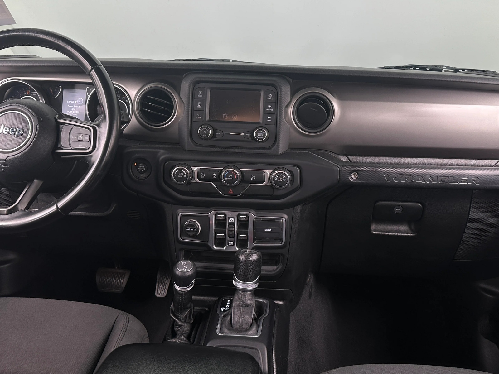 Thumbnail: 2018 Jeep Wrangler - 3