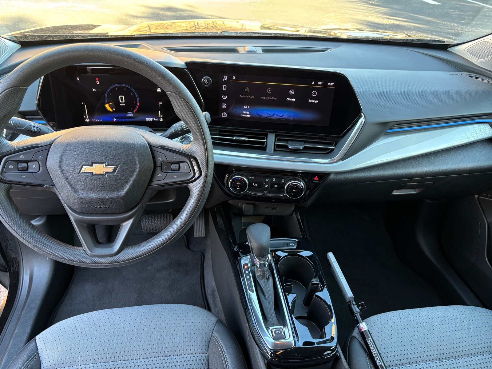 Thumbnail: 2025 Chevrolet Trax - 3