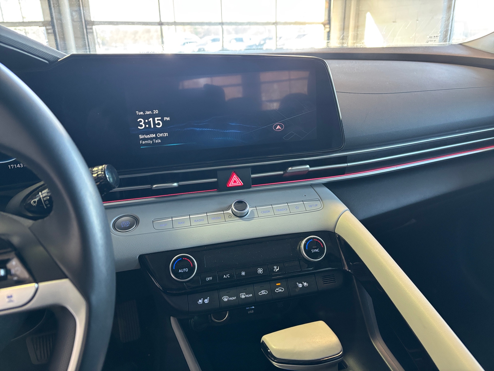 Thumbnail: 2025 Hyundai Elantra - 4