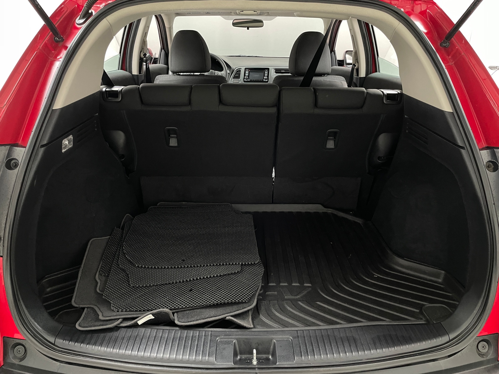 Thumbnail: 2016 Honda HR-V - 7