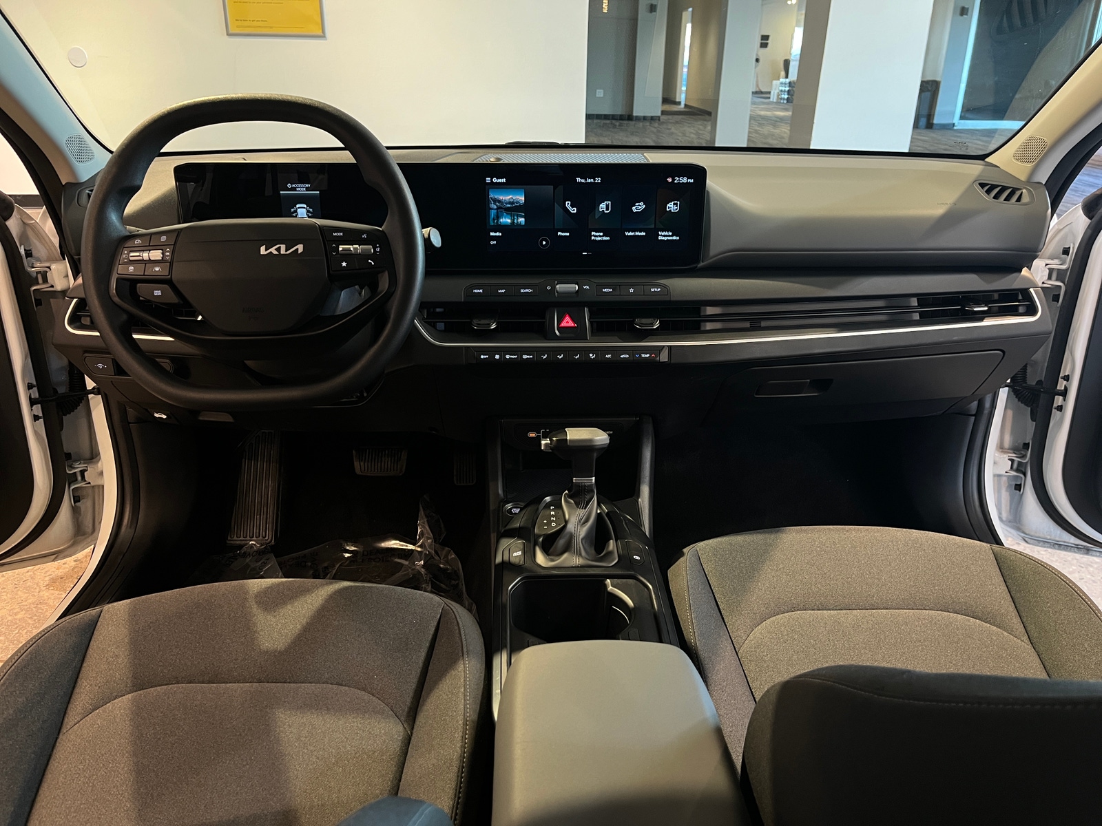 Thumbnail: 2025 Kia K4 - 3