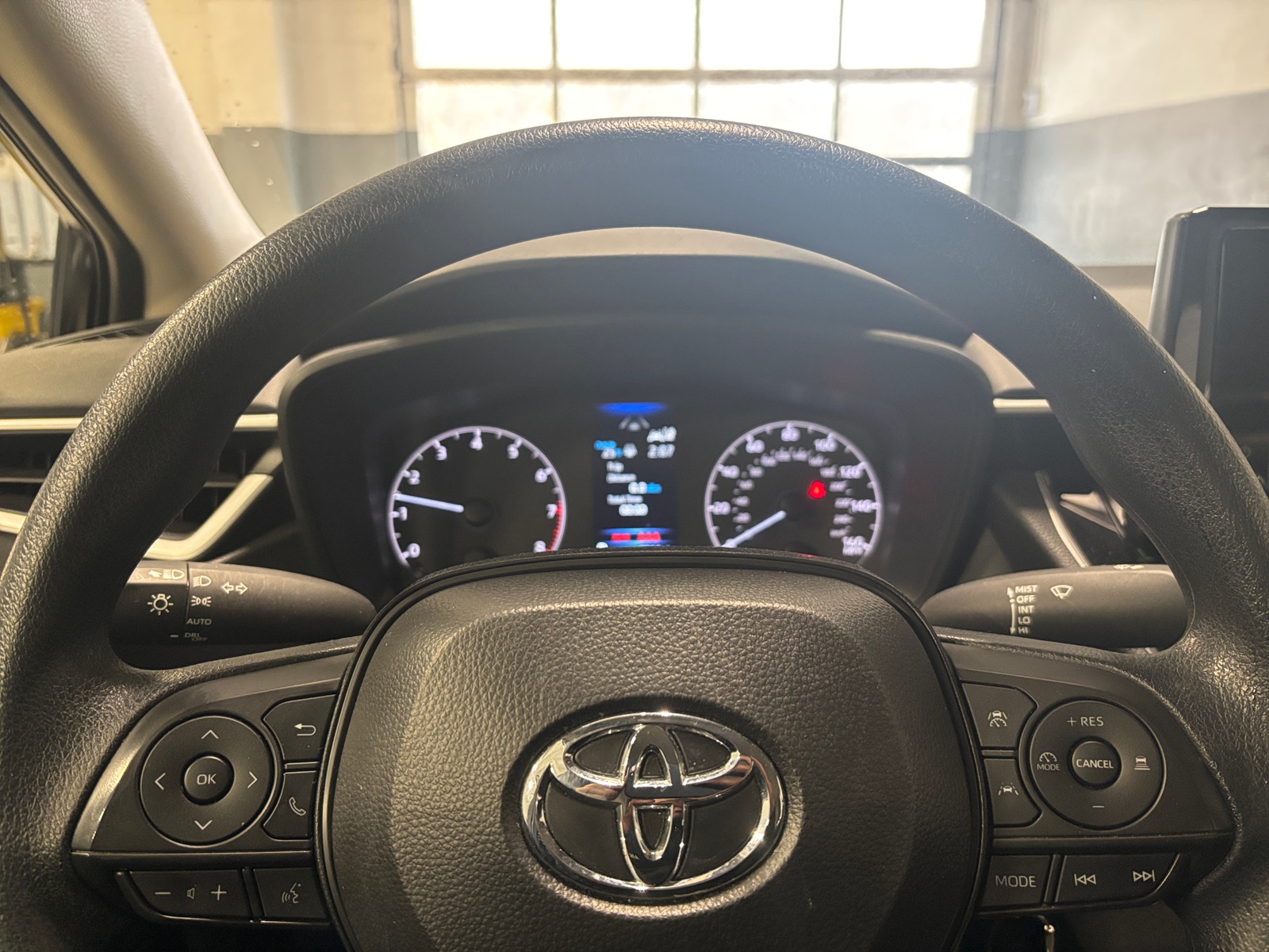 Thumbnail: 2025 Toyota Corolla - 5