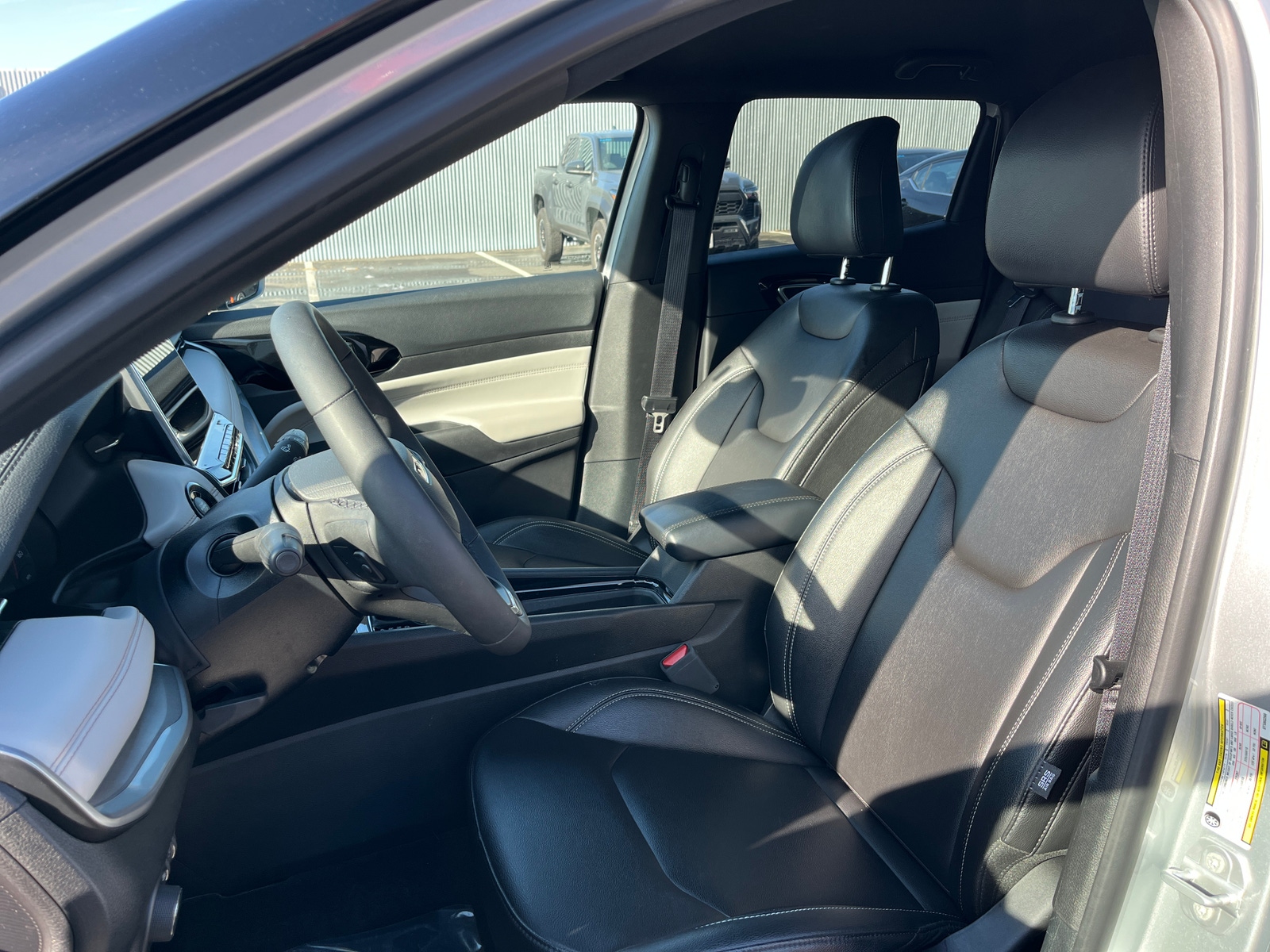 Thumbnail: 2025 Jeep Compass - 2