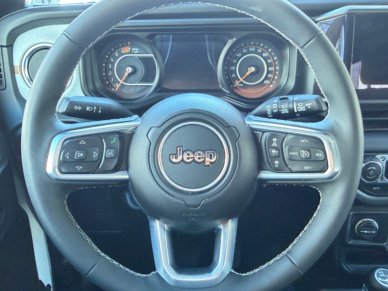 Thumbnail: 2025 Jeep Wrangler - 5