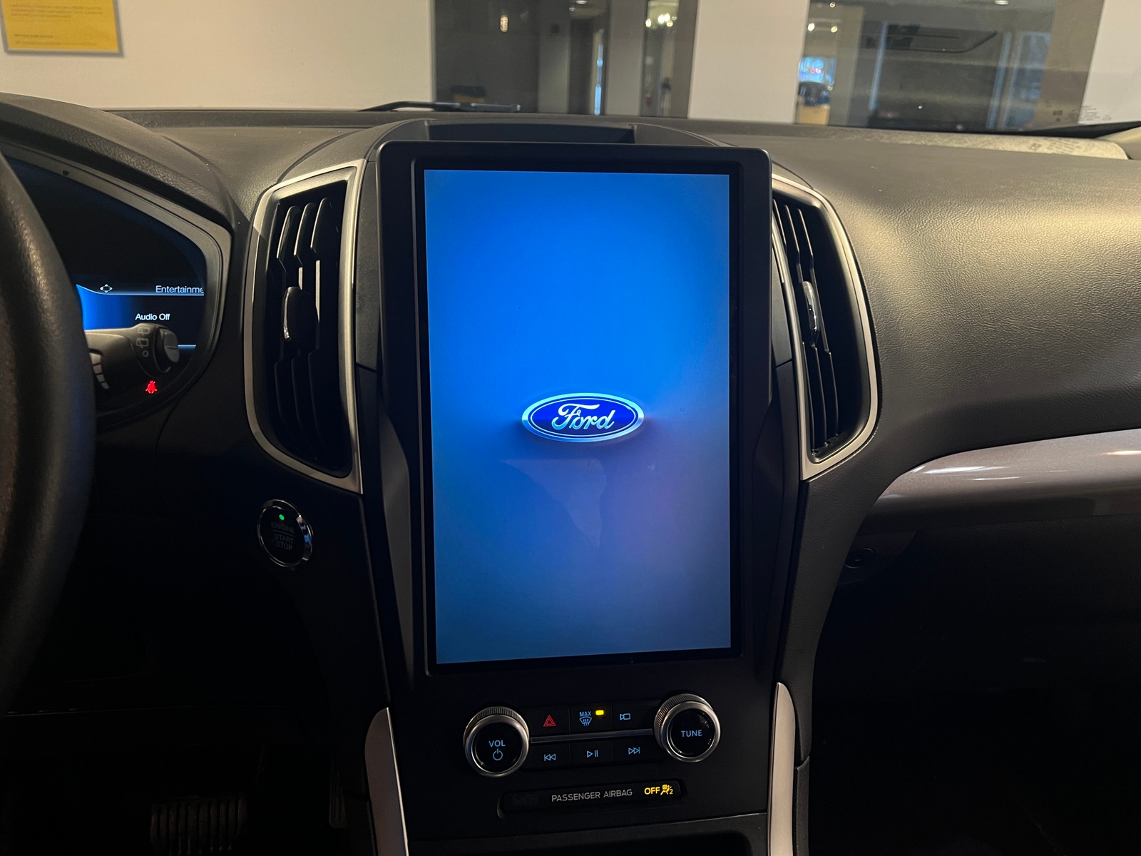 Thumbnail: 2024 Ford Edge - 3