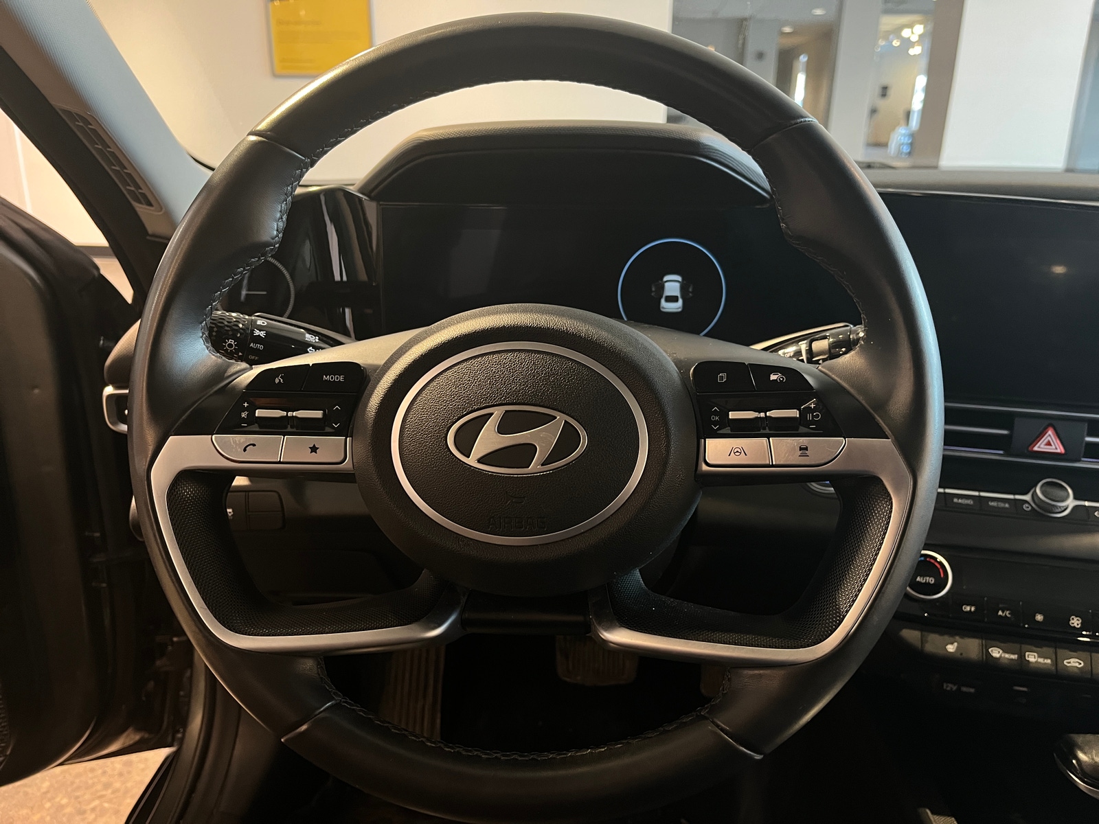 Thumbnail: 2025 Hyundai Elantra - 5