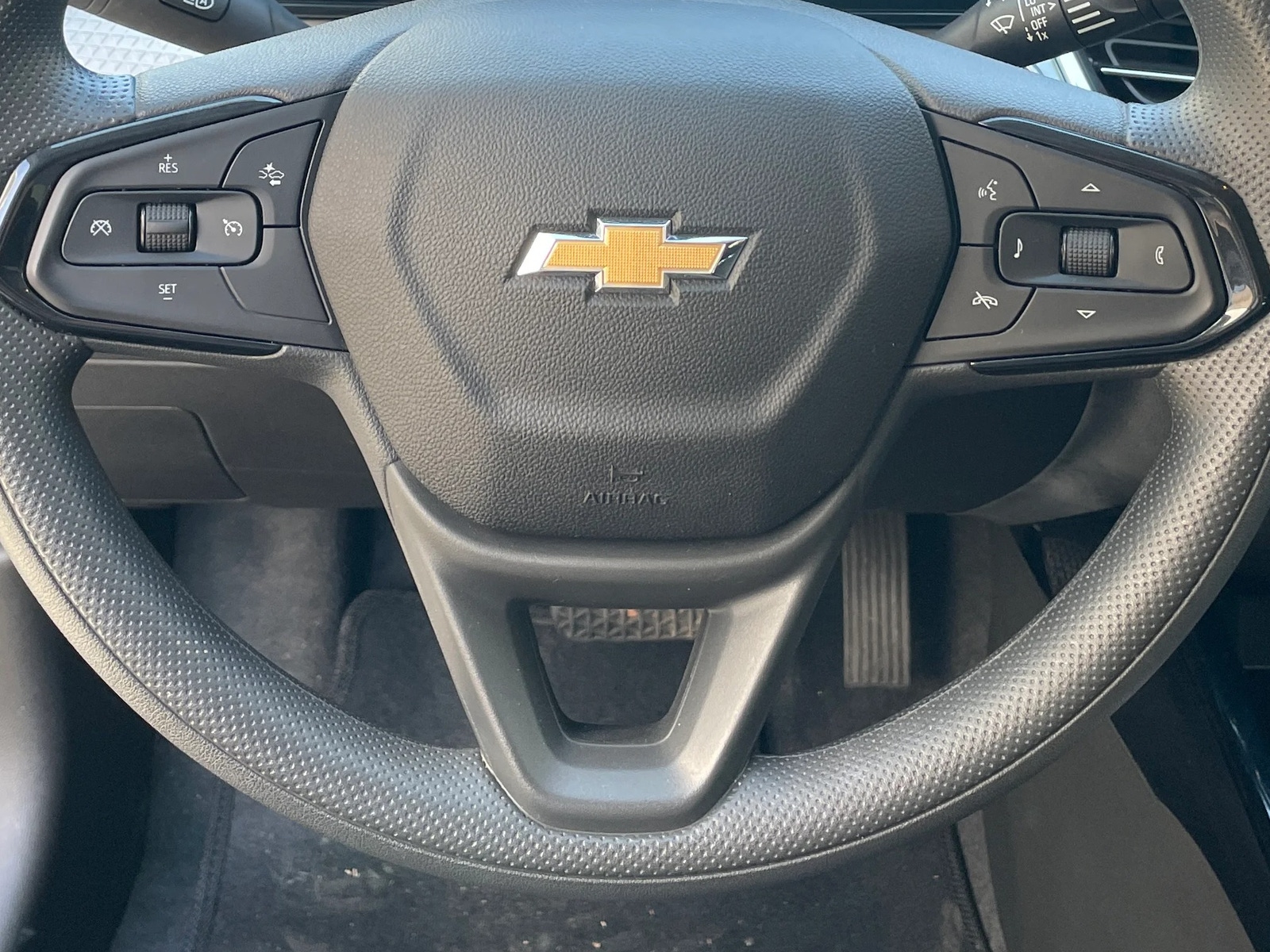 Thumbnail: 2025 Chevrolet Trax - 5