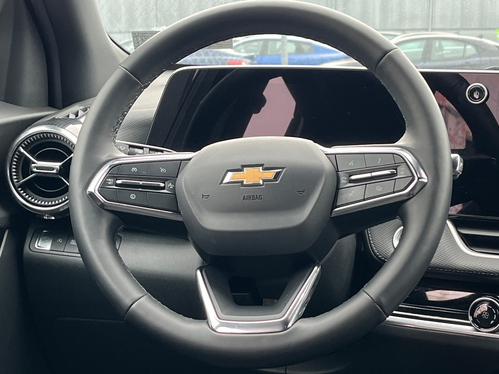 Thumbnail: 2025 Chevrolet Equinox - 5