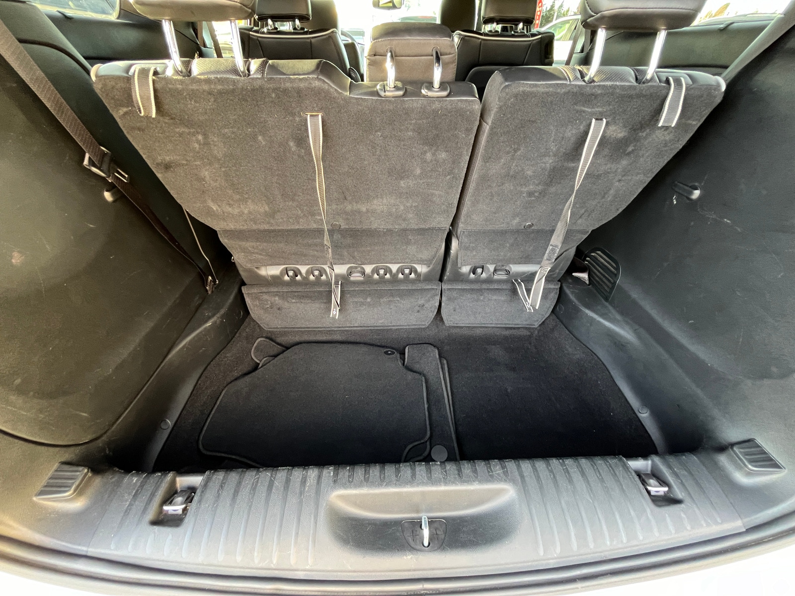 Thumbnail: 2025 Chrysler Pacifica - 6