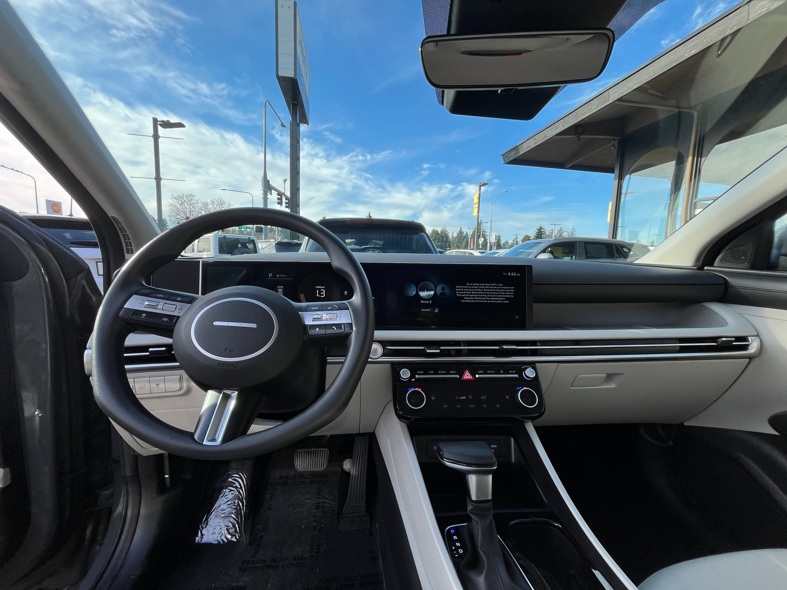 Thumbnail: 2025 Hyundai Tucson - 3