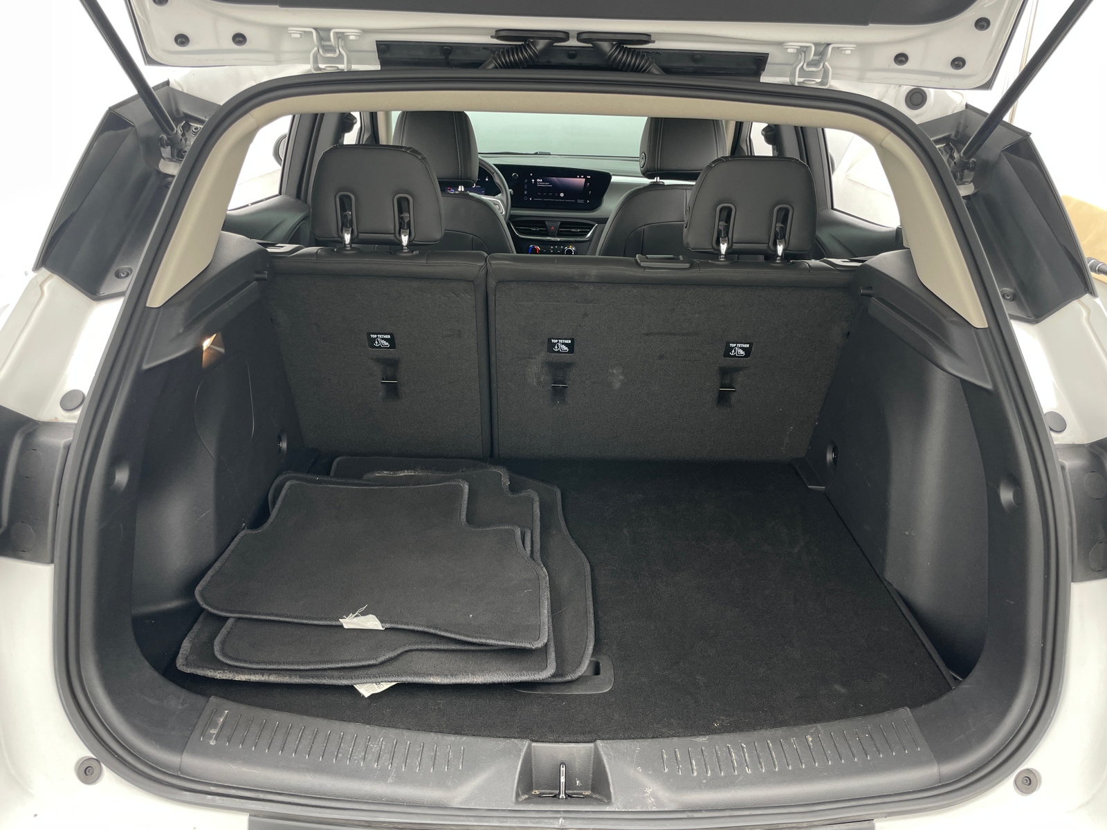 Thumbnail: 2025 Buick Encore GX - 6