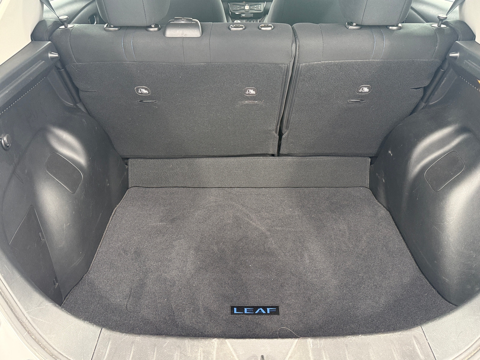Thumbnail: 2021 Nissan Leaf - 7