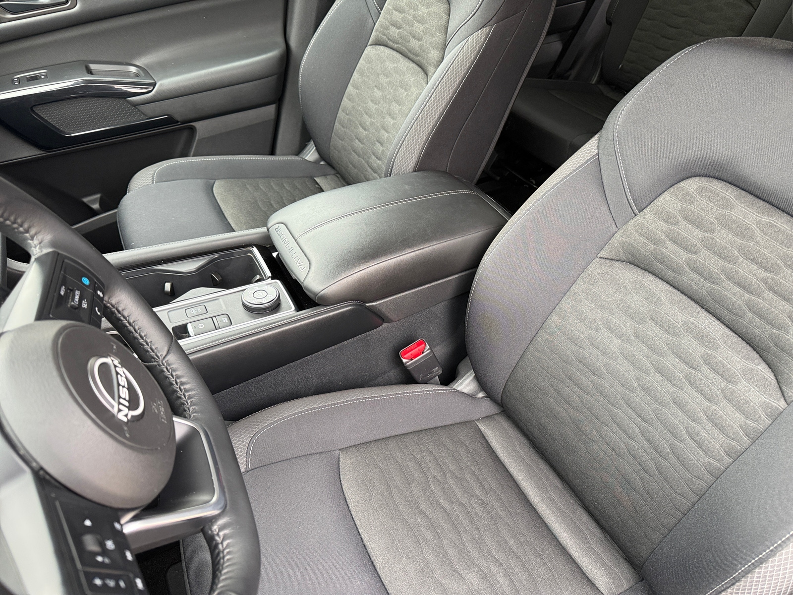 Thumbnail: 2025 Nissan Pathfinder - 2