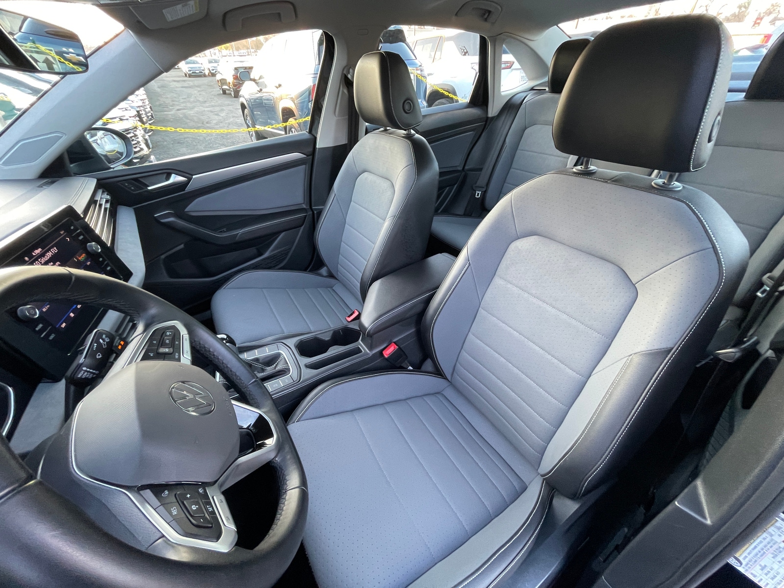 Thumbnail: 2025 Volkswagen Jetta - 2