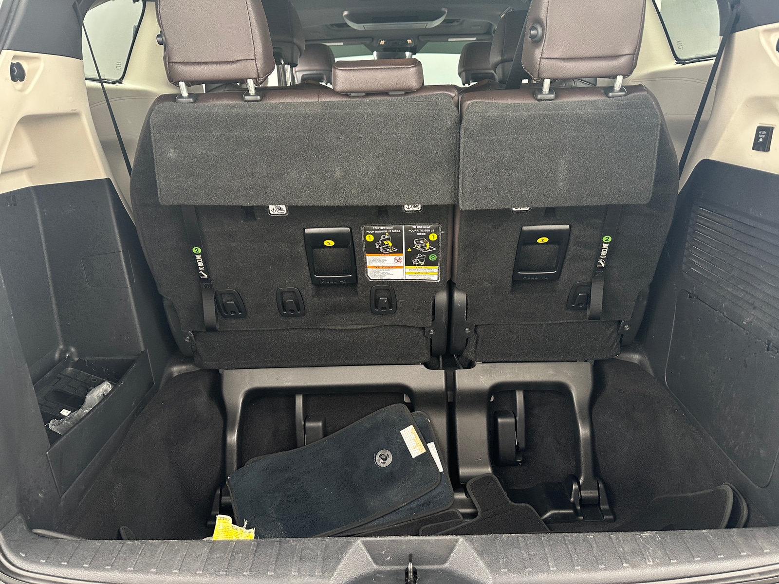 Thumbnail: 2021 Toyota Sienna - 6