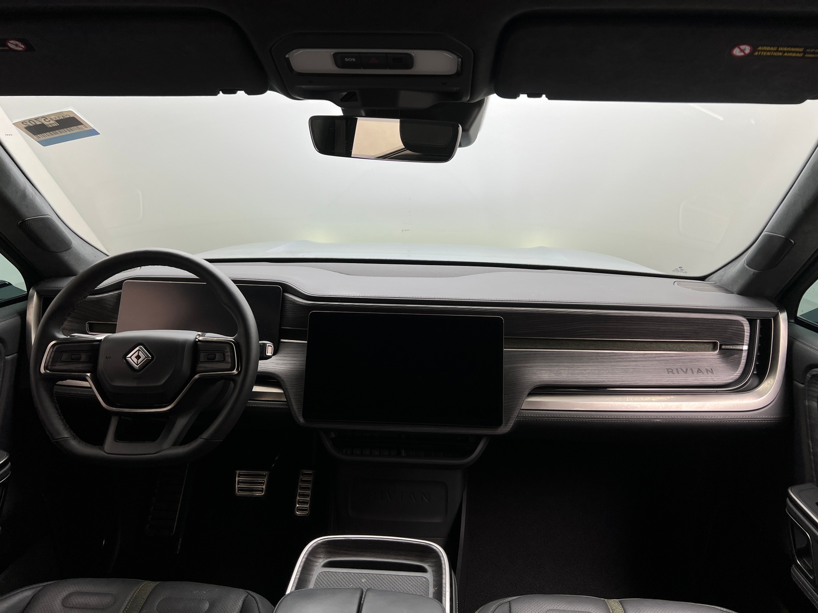 Thumbnail: 2023 Rivian R1S - 2