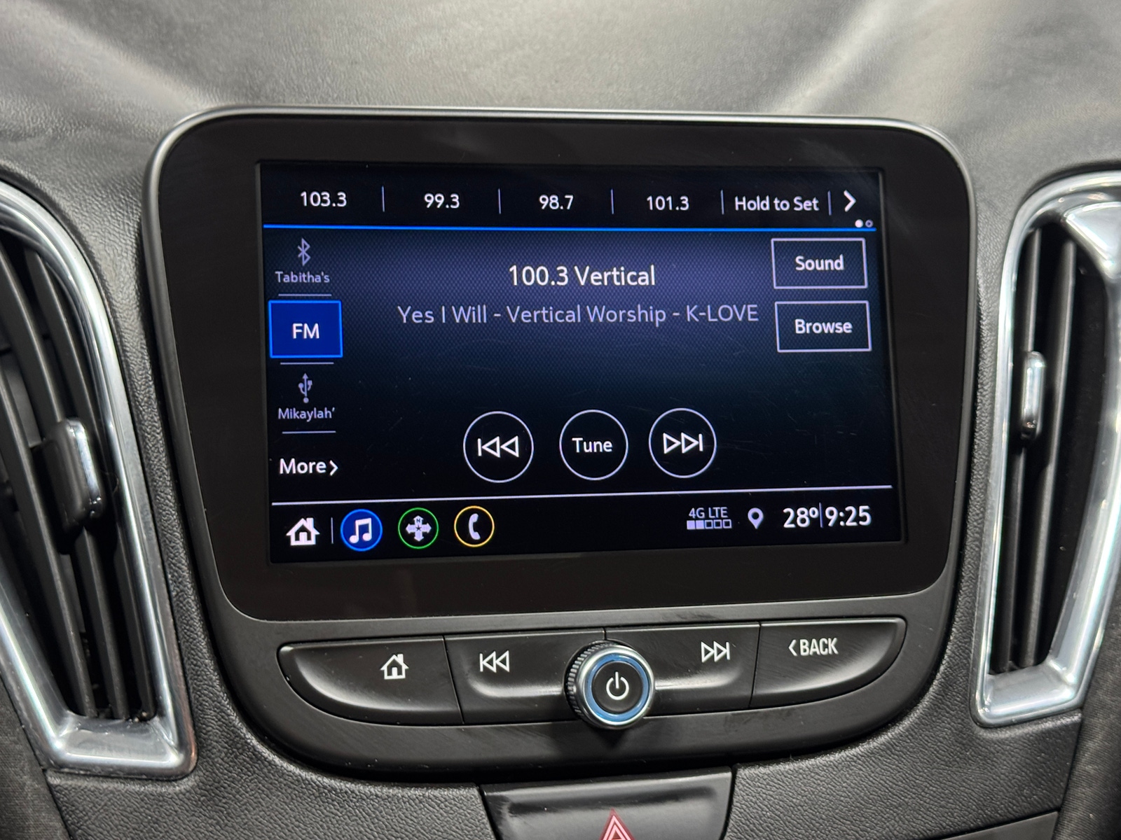 Thumbnail: 2019 Chevrolet Malibu - 4