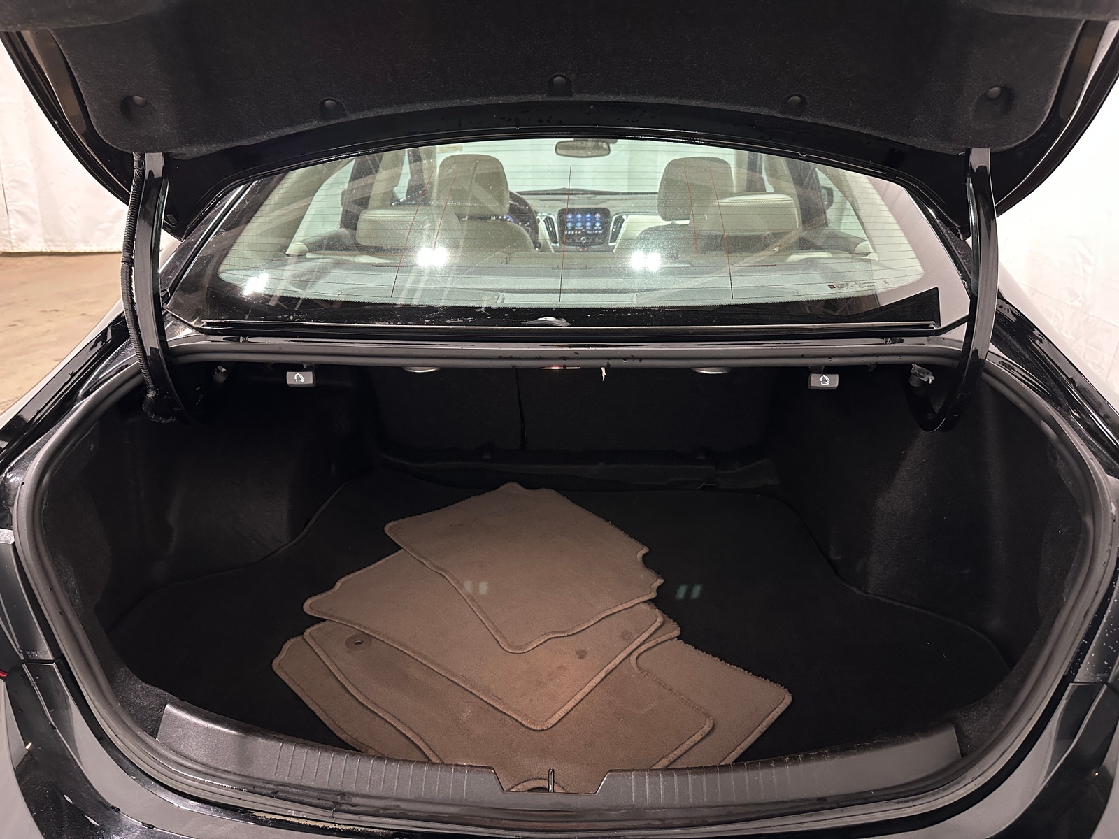 Thumbnail: 2024 Chevrolet Malibu - 6