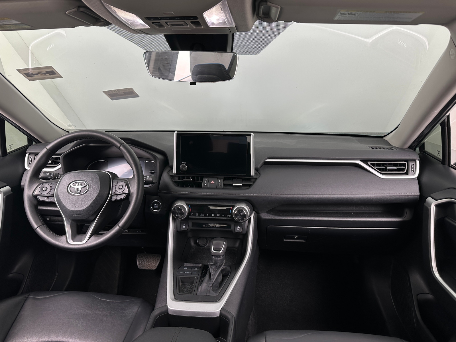 Thumbnail: 2023 Toyota RAV4 - 2