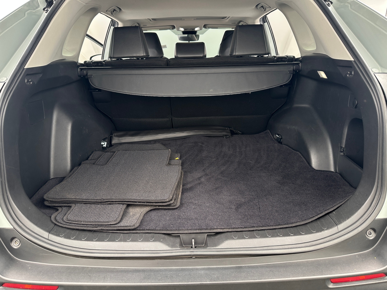 Thumbnail: 2023 Toyota RAV4 - 6