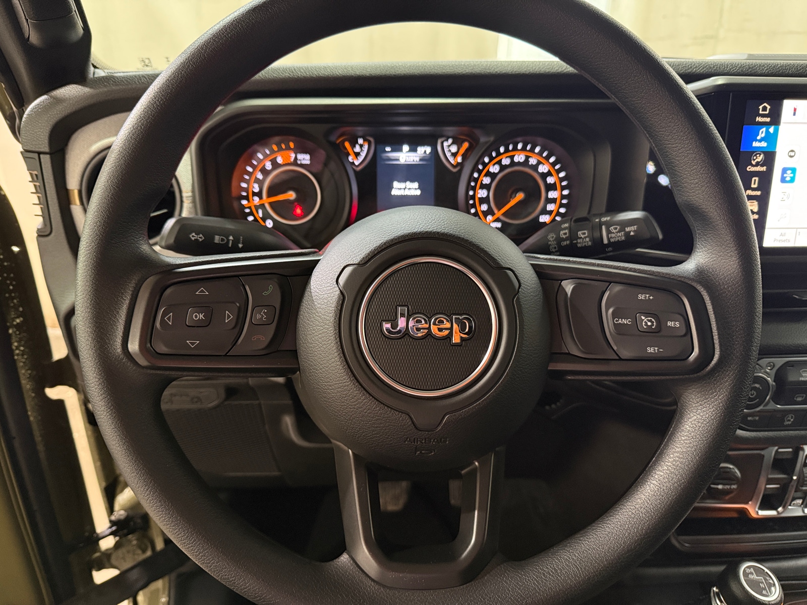 Thumbnail: 2026 Jeep Wrangler - 5