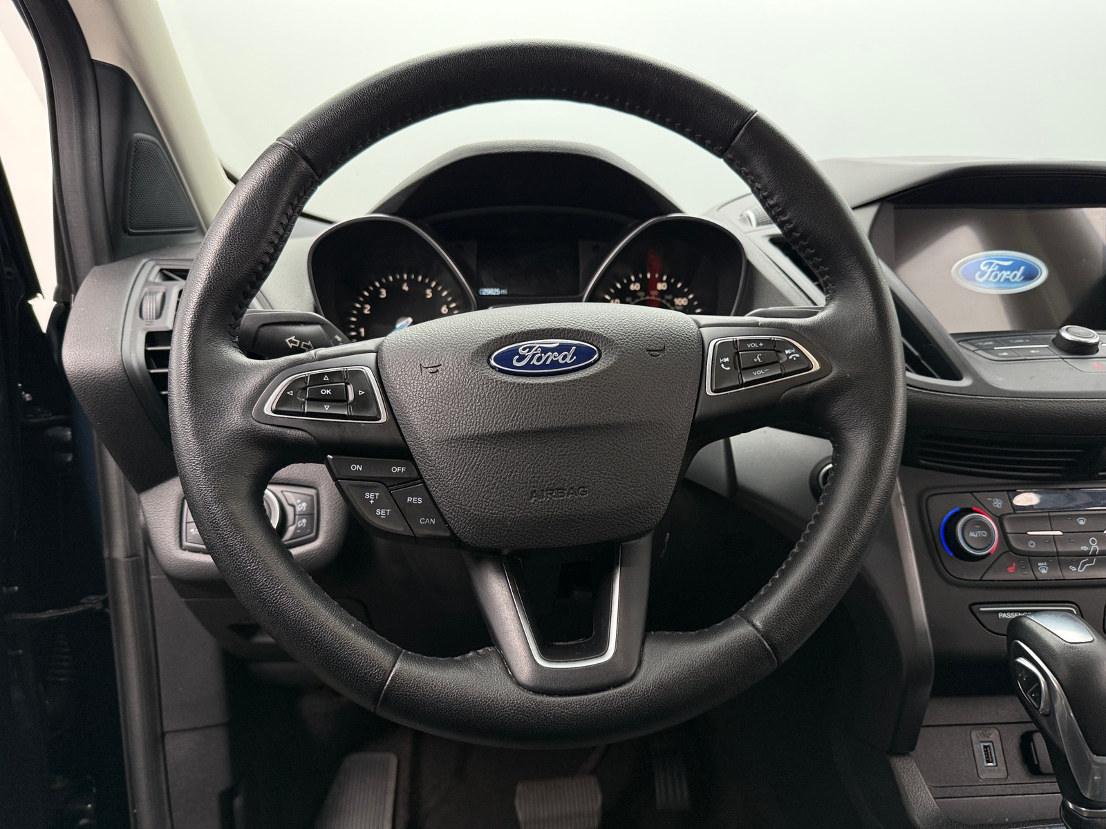 Thumbnail: 2019 Ford Escape - 4