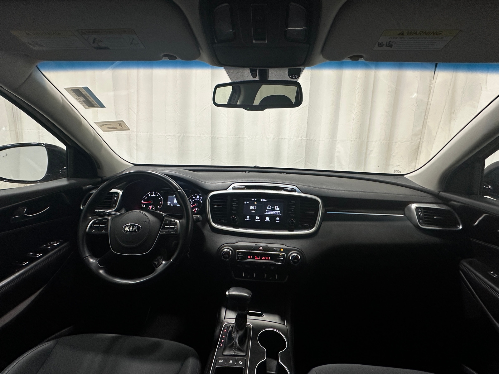 Thumbnail: 2019 Kia Sorento - 3