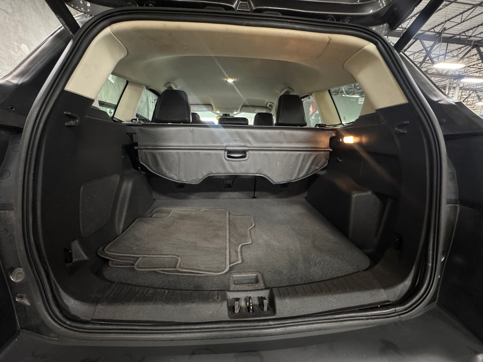 Thumbnail: 2017 Ford Escape - 6