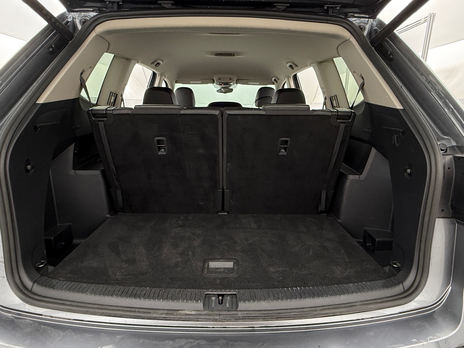 Thumbnail: 2025 Volkswagen Atlas - 6