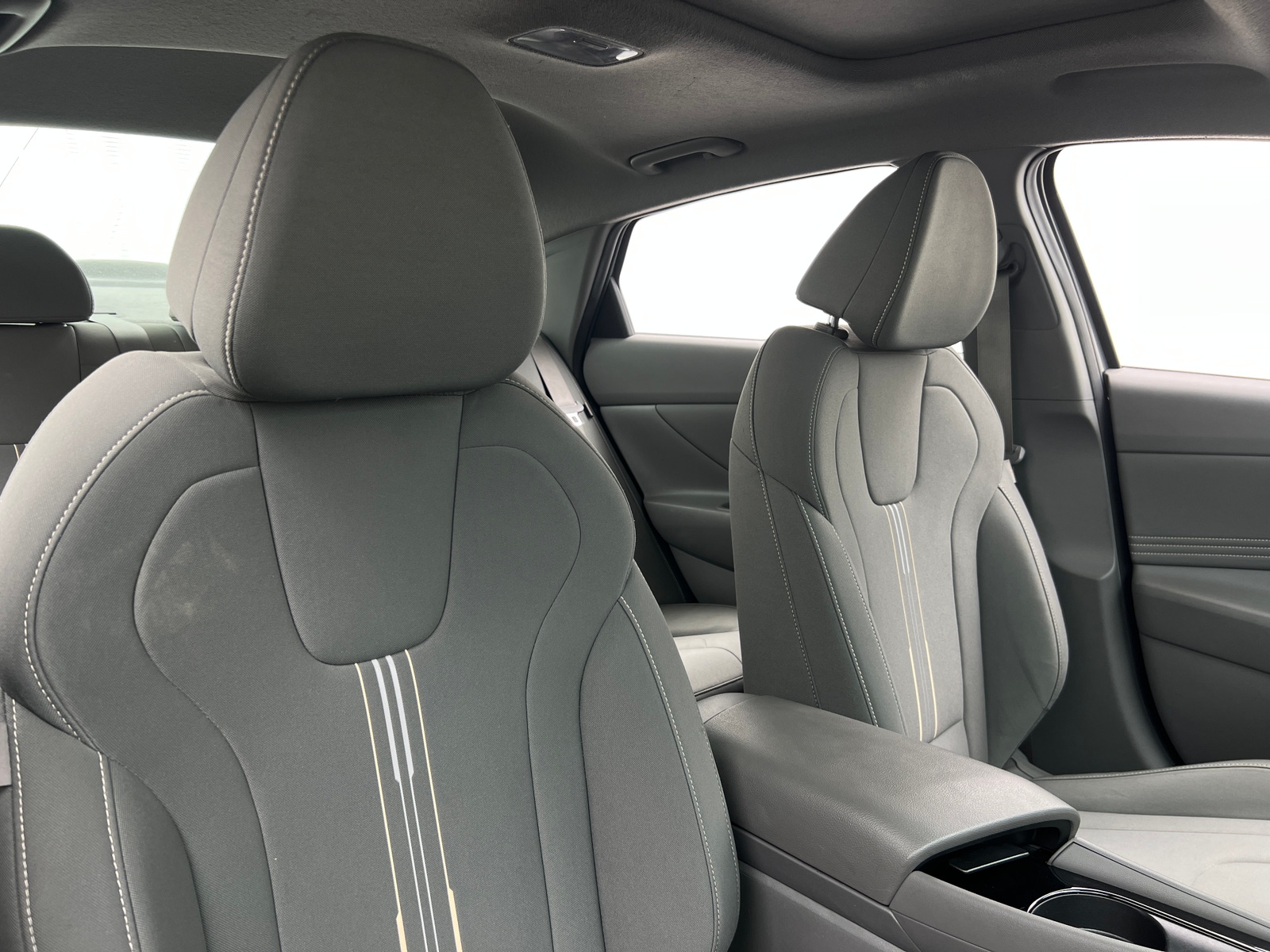 Thumbnail: 2025 Hyundai Elantra - 2