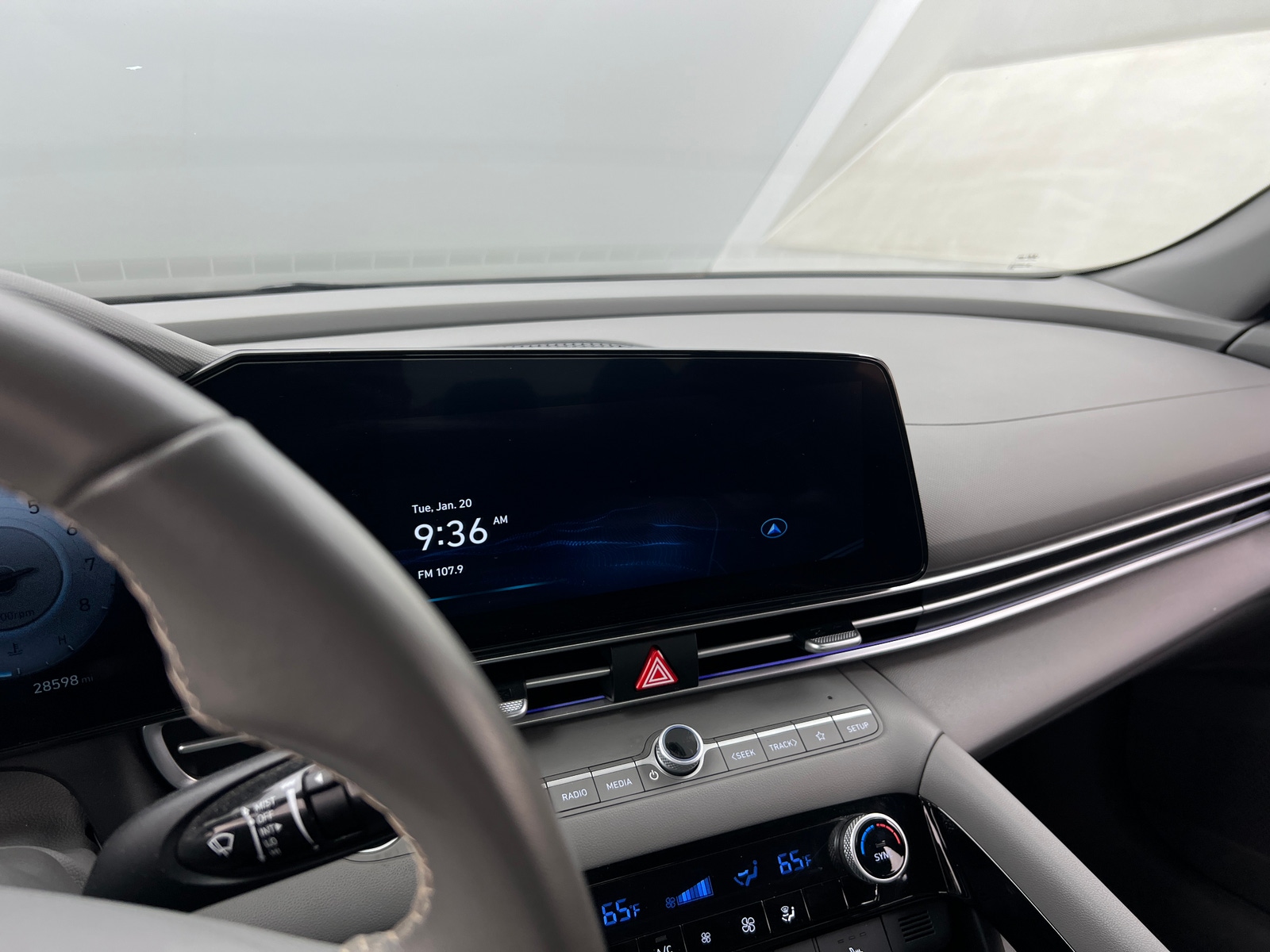 Thumbnail: 2025 Hyundai Elantra - 4