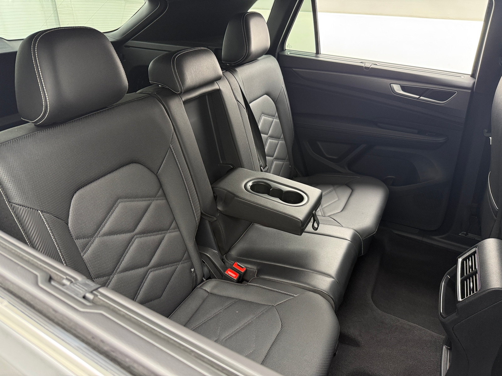 Thumbnail: 2025 Volkswagen Atlas - 5