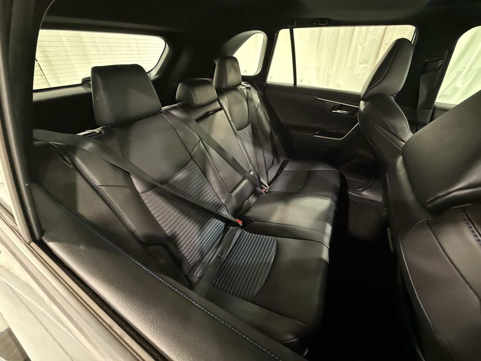 Thumbnail: 2022 Toyota RAV4 - 5