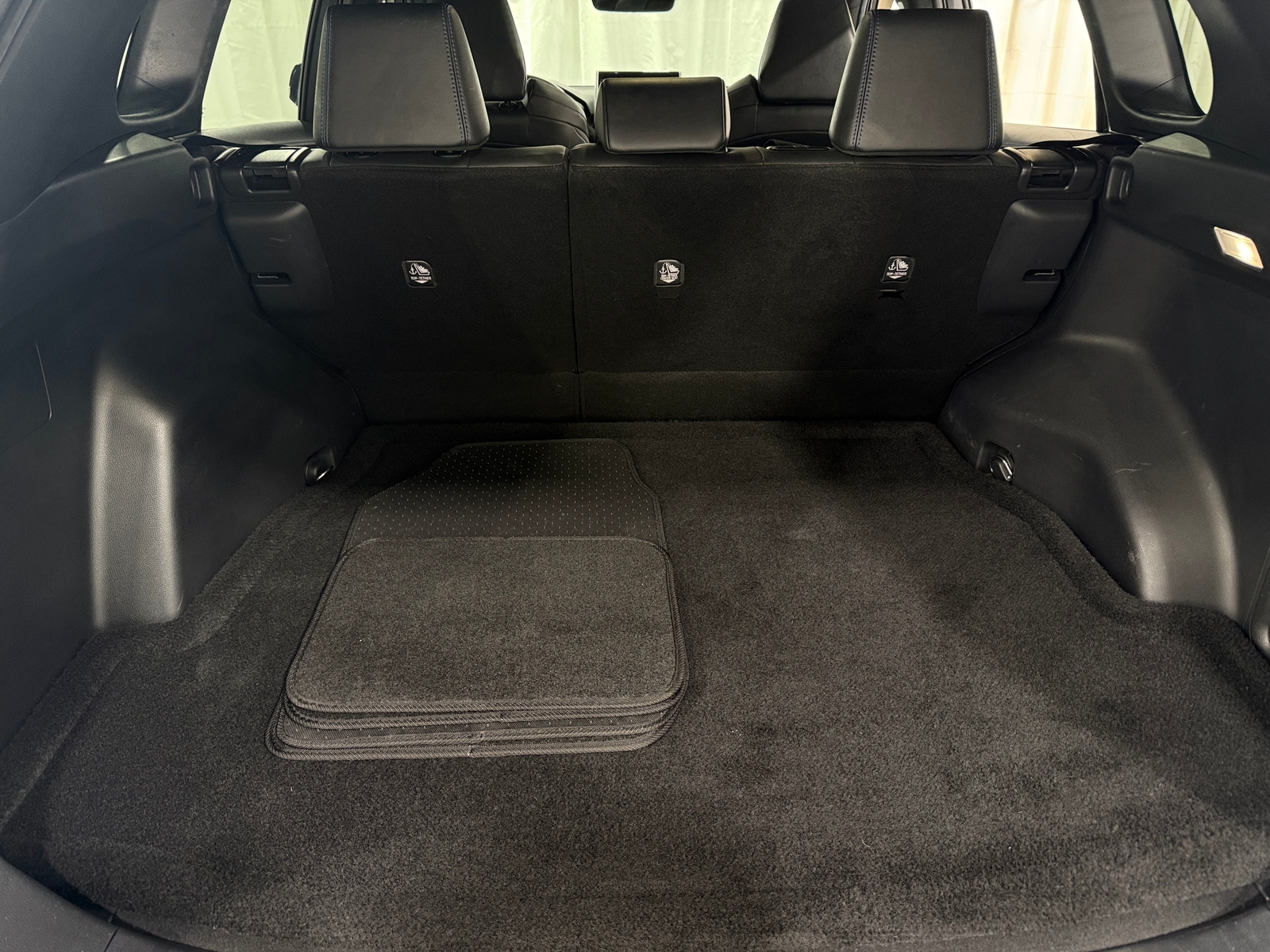 Thumbnail: 2022 Toyota RAV4 - 6