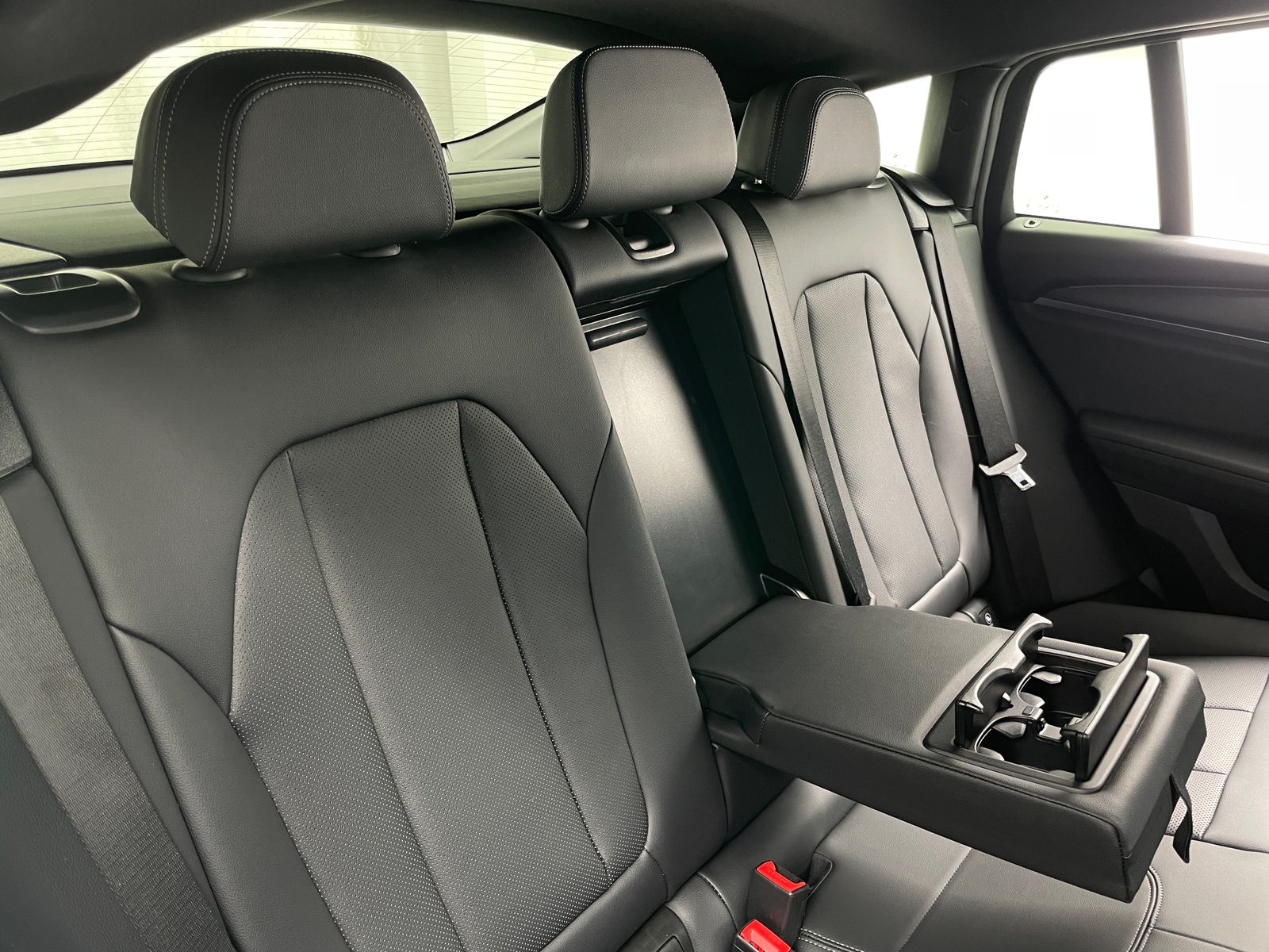 Thumbnail: 2025 BMW X4 - 5