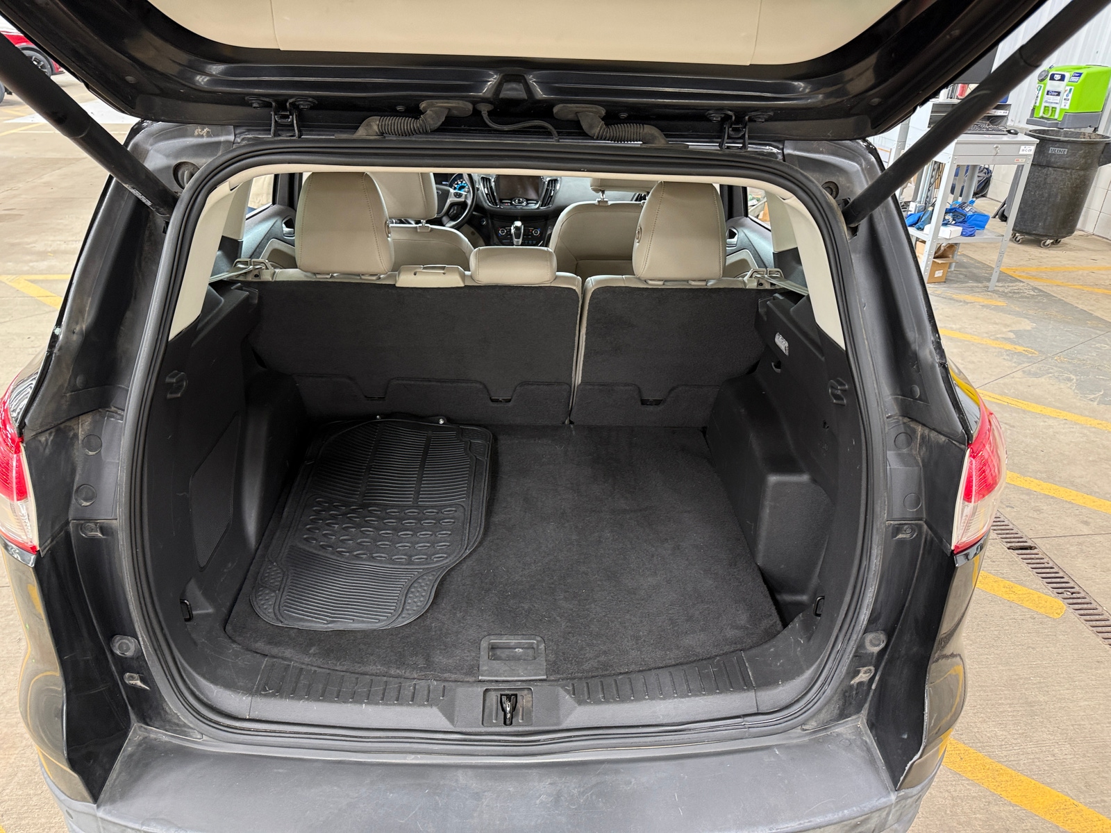 Thumbnail: 2014 Ford Escape - 6