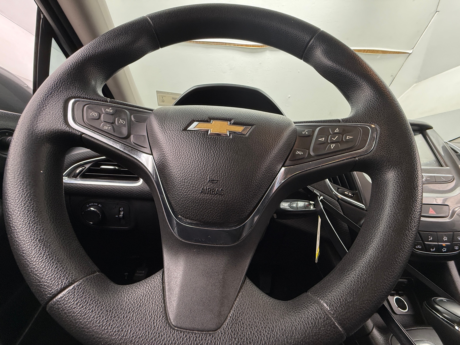 Thumbnail: 2018 Chevrolet Cruze - 5