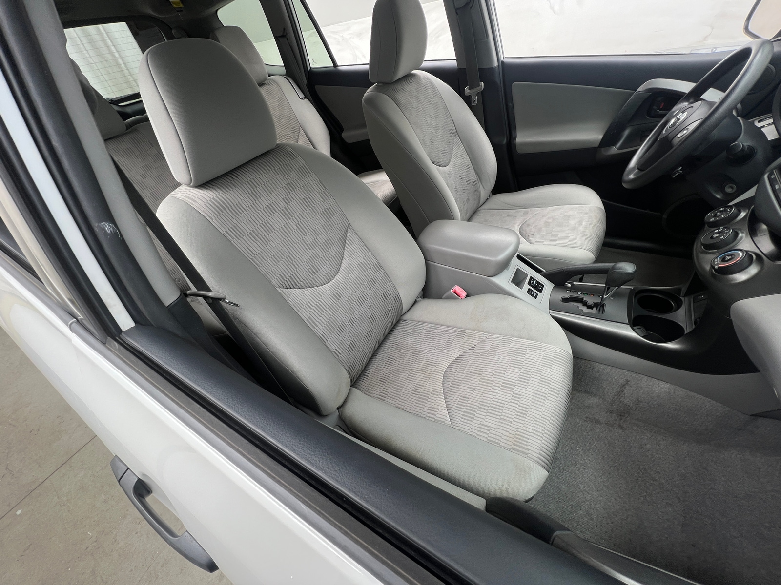 Thumbnail: 2012 Toyota RAV4 - 2