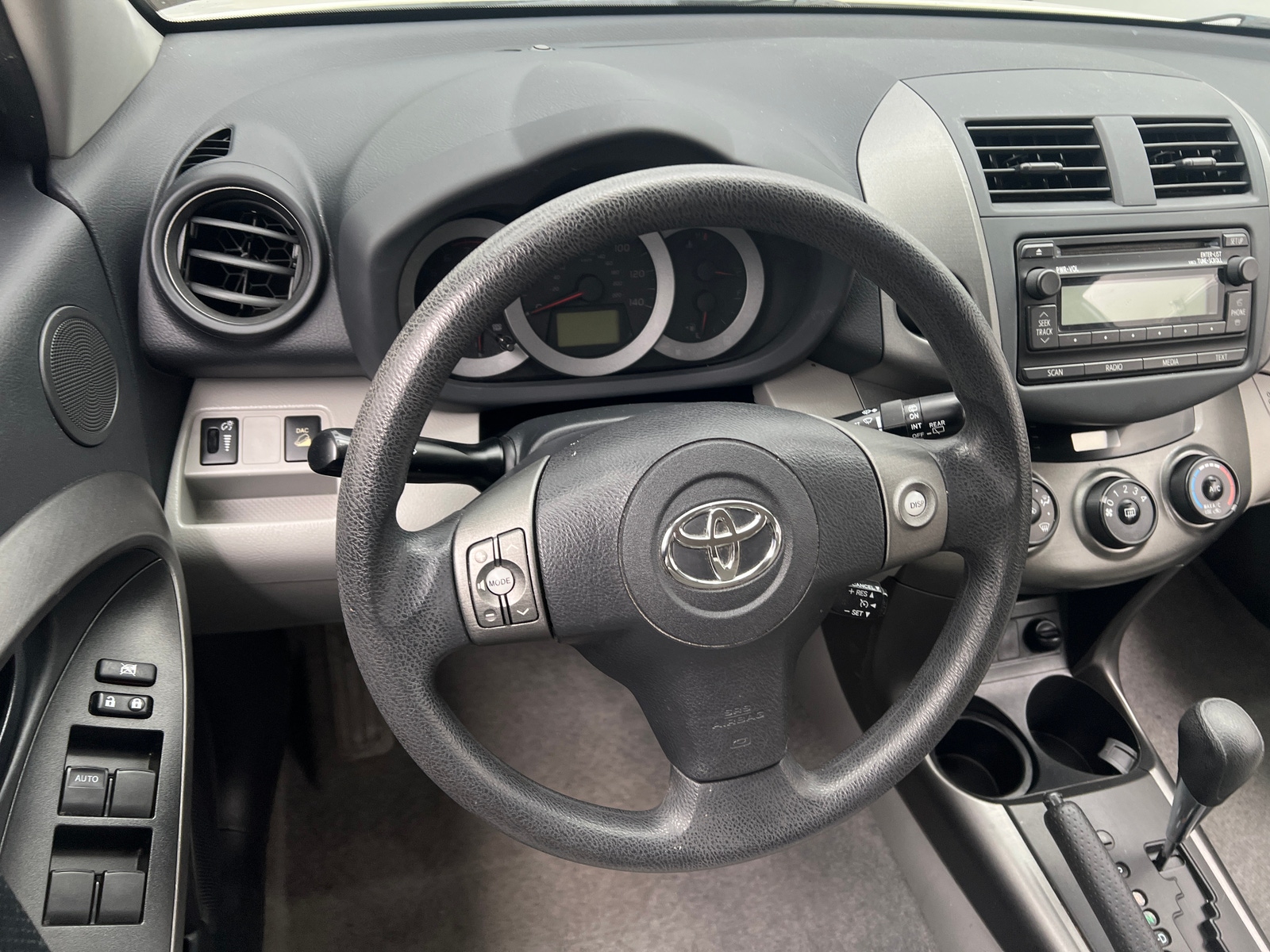 Thumbnail: 2012 Toyota RAV4 - 5