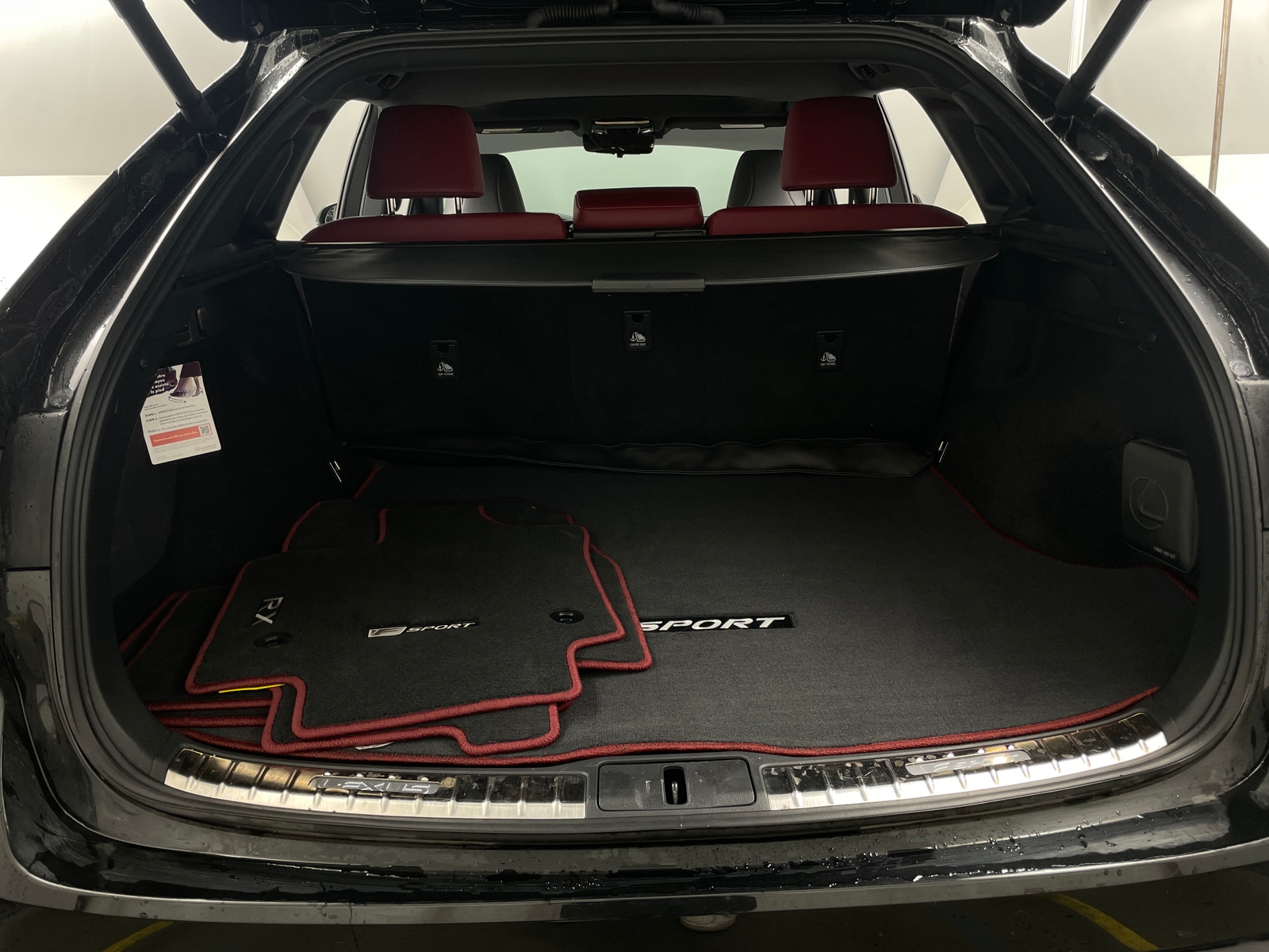 Thumbnail: 2024 Lexus RX - 6