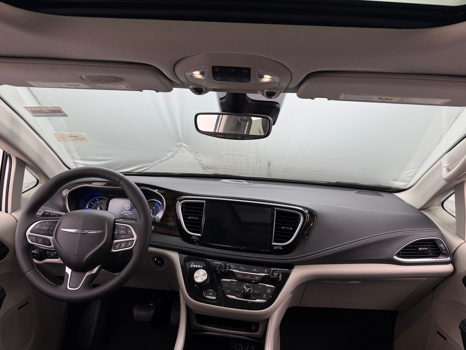 Thumbnail: 2023 Chrysler Pacifica - 2