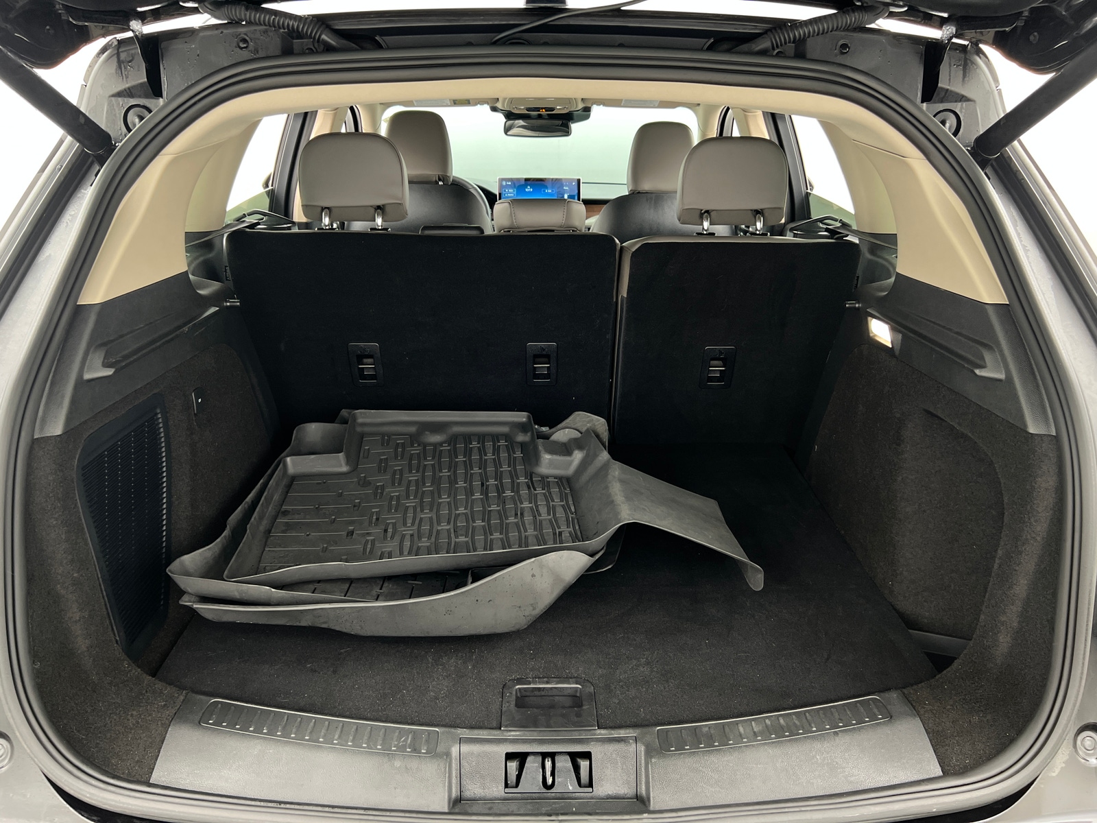 Thumbnail: 2025 Lincoln Corsair - 6