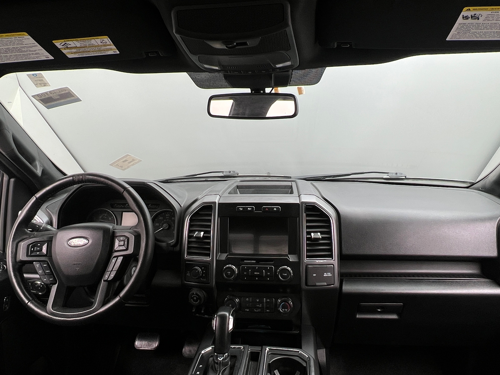 Thumbnail: 2020 Ford Econoline - 3