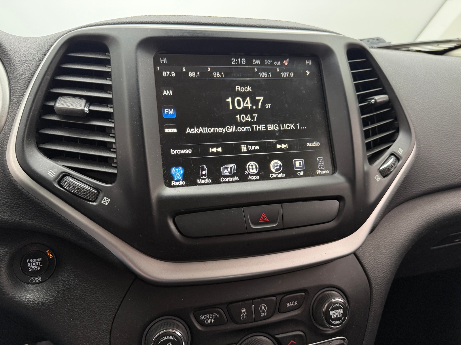 Thumbnail: 2018 Jeep Cherokee - 4