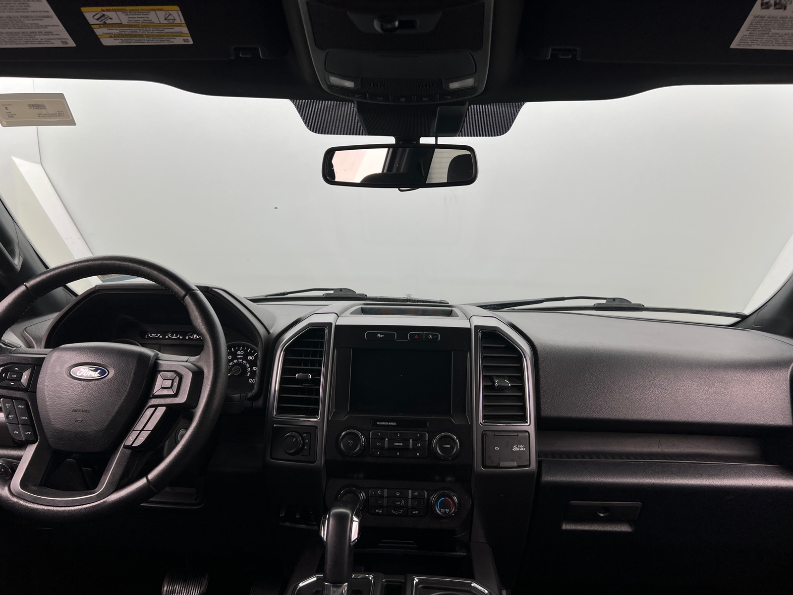 Thumbnail: 2020 Ford Econoline - 3