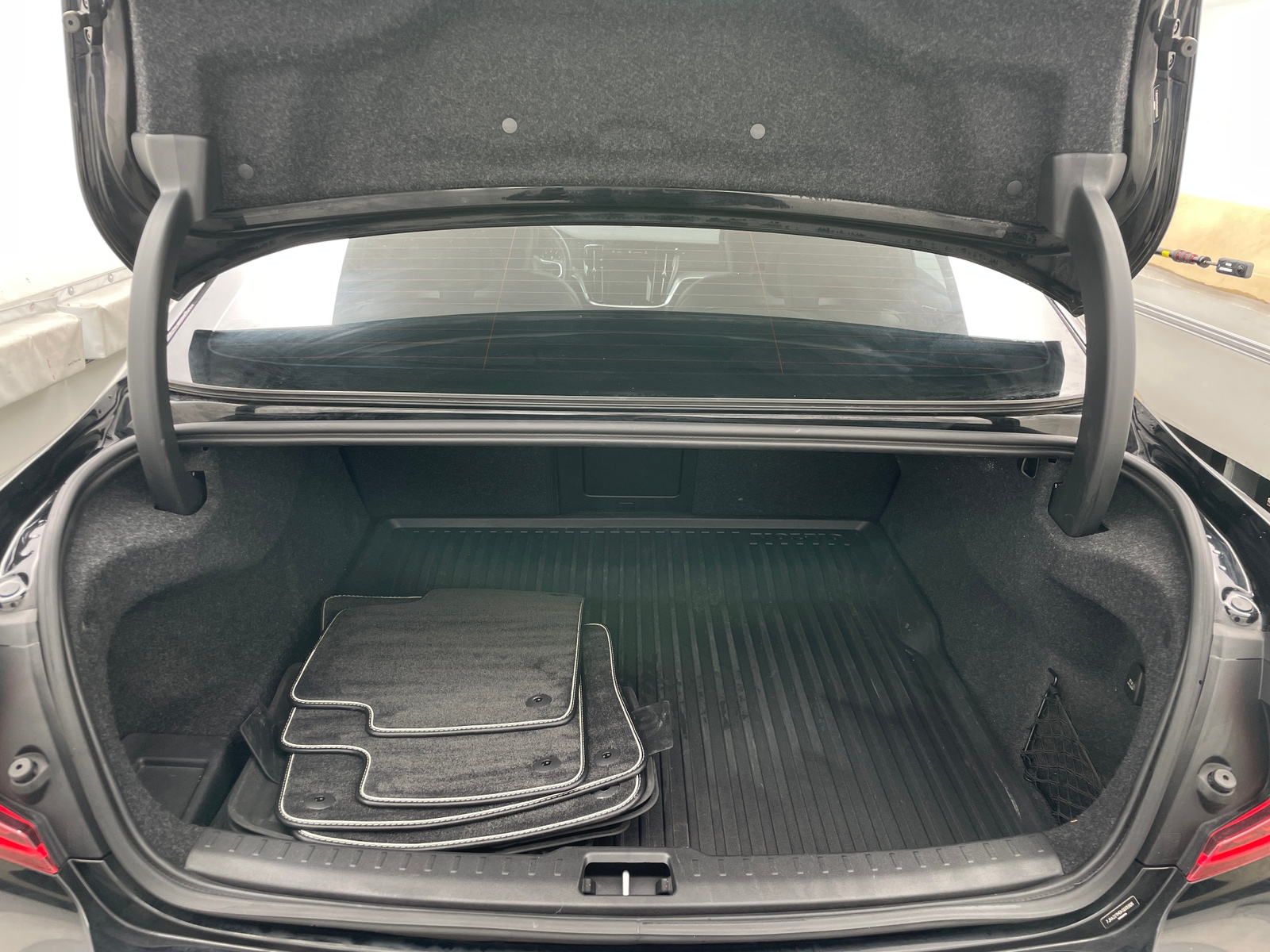 Thumbnail: 2019 Volvo S60 - 6